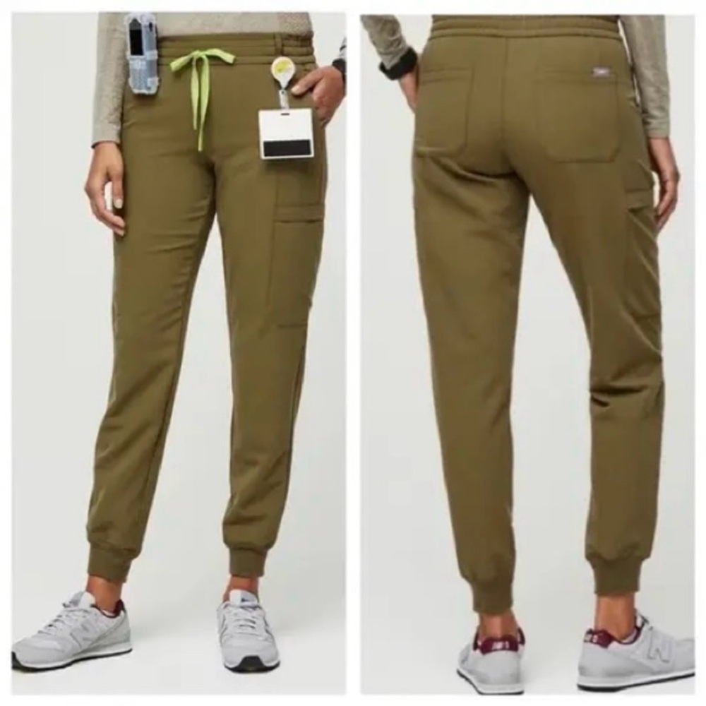 ✨ NWT Figs Lesage Jogger Size M Martini Olive - SOLD OUT Limited Edition